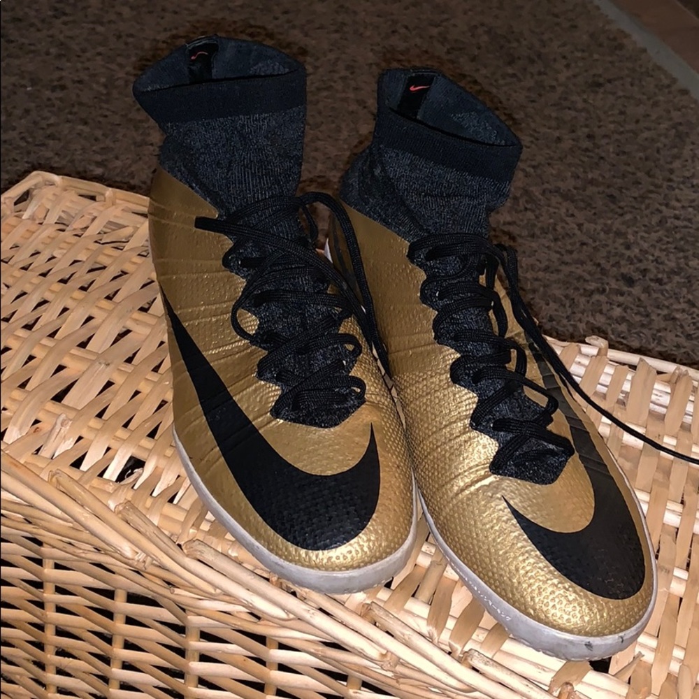 Nike mercurial X